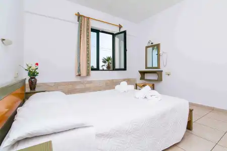 Dionysos Apartments and Studios - 3