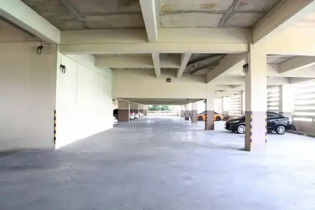 L.A.Tower - 16