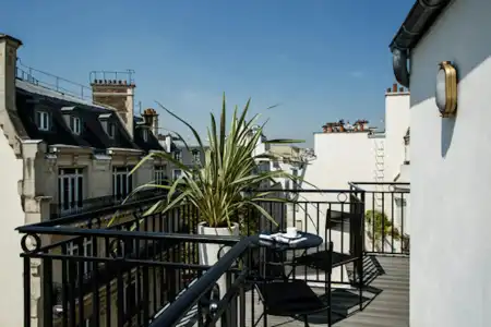 Hôtel du Rond-Point des Champs-Élysées - 31