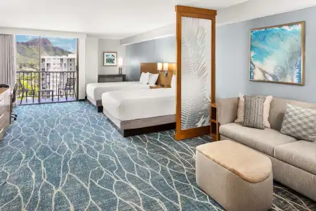 Hyatt Place Waikiki Beach - 5