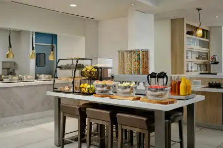 Hilton Garden Inn Phoenix North Happy Valley - 33