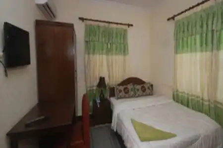 Kathmandu Peace Guesthouse - 1
