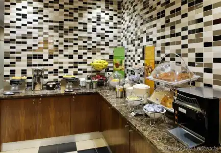 Hampton Inn Madison Square Garden Area - 9
