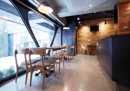 Tria Business & Boutique - 16