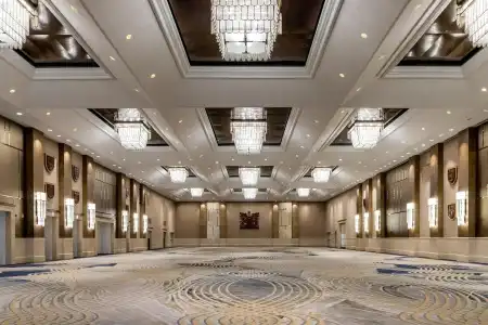 Fairmont Royal York Gold Experience - 10