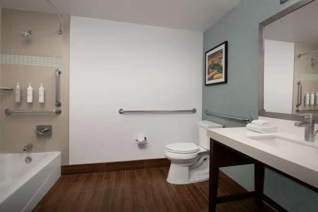 Hilton Garden Inn Marina Del Rey - 55