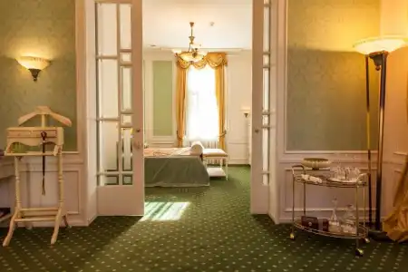 TB Palace & Spa - 65