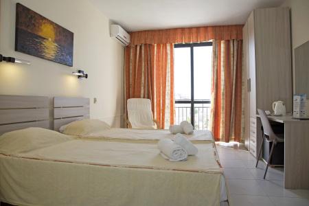 Relax Inn - 3