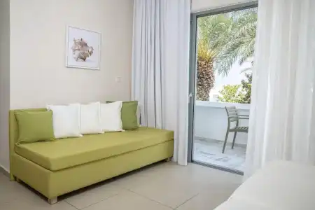Maritimo Beach - 120