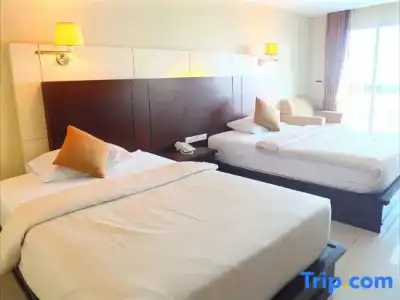 August Suites - 53