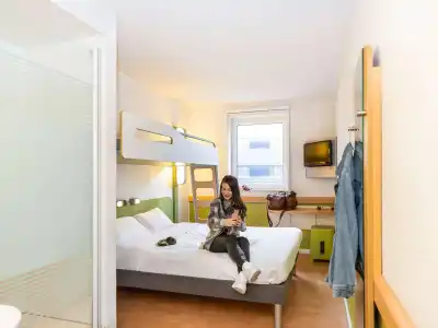 ibis budget Zurich City West - 22
