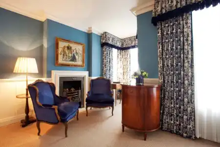 The Capital, Apartments & Townhouse - Small Luxurys of The World - 36
