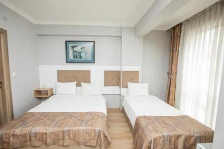 Konuk Otel - 1