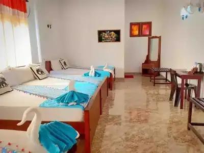 Hungry Lion Resort and Restaurant - 20