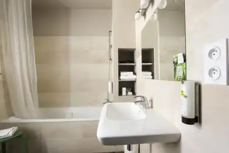 Hôtel Des Cèdres - 50