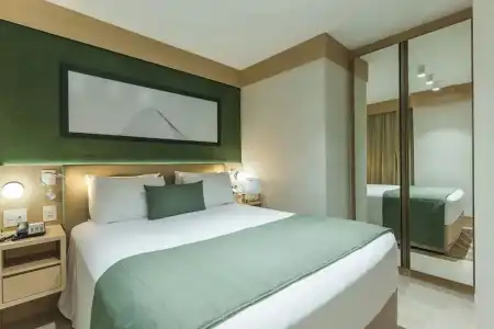 Cullinan Hplus Premium - 254