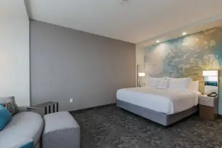 Courtyard by Marriott South Bend Downtown - 35