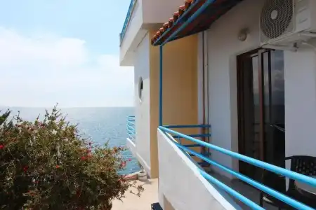 Blue Bay - 17