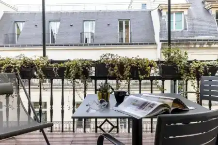 Hôtel Théorème - 149