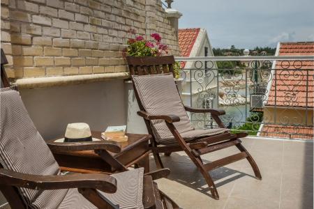Faros Suites - 27