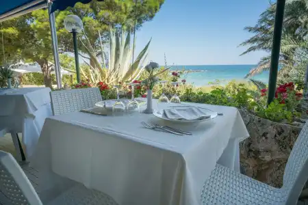 Grotta Palazzese Beach - 12