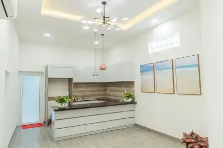 Yurii - 18