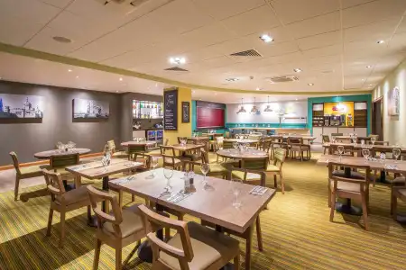 Premier Inn London City - Tower Hill - 20