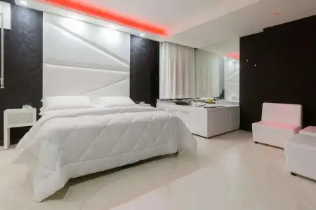 Reggia Suite Spa - 13