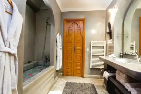 Riad Mazaya - 8