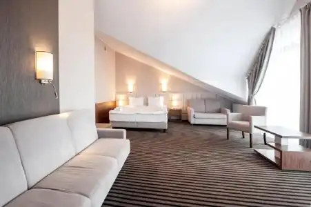 White Resort - 36