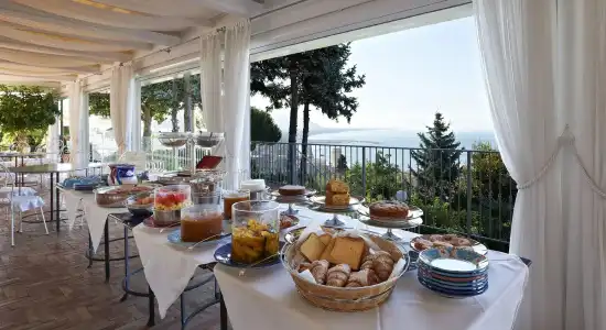 Villa Poseidon Boutique & Events - 11