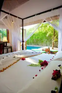 Kuredu Island Resort & Spa - 7
