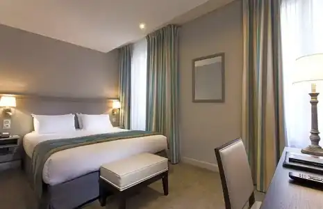 Montcalm - 32