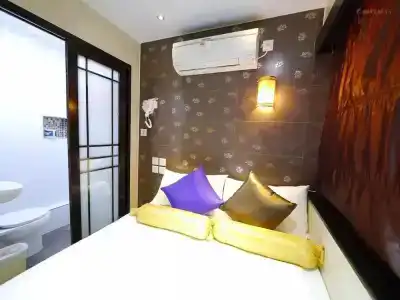 Maple Leaf Guest House - 25