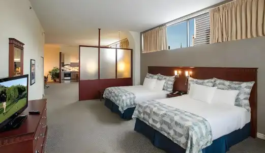 Le Square Phillips And Suites - 25