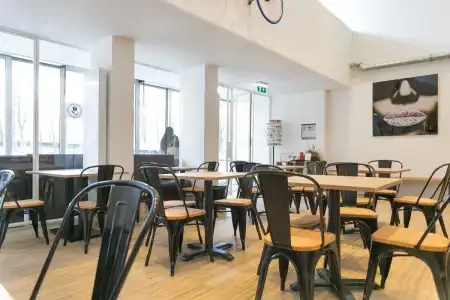 Dutchies Hostel - 21