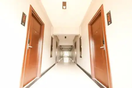 Wsotel and Serviced Apartment - 14