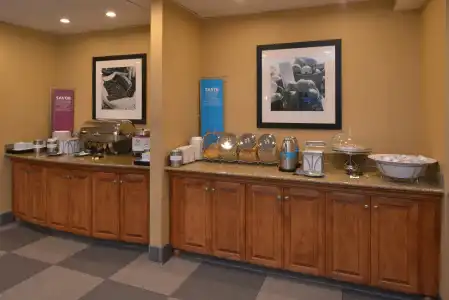 Woodspring Suites Bakersfield Airport - 21