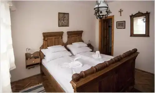 Szent Gellert Borhaz es Vendegfogado - 2