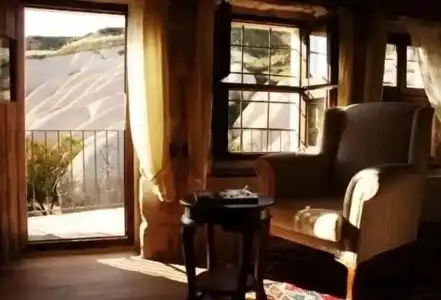 Valley Inn Cave - 5