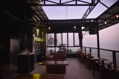 Venus & Sky Bar Phu Quoc - 16