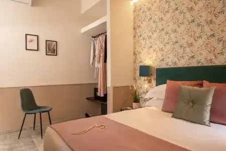 Sophie Terrace - 58