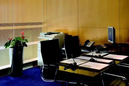 Jumeirah Emirates Towers - 24