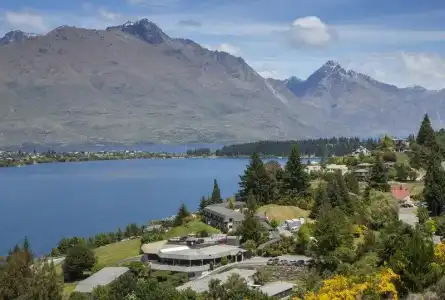 Holiday Inn Queenstown Frankton Road by IHG - 50