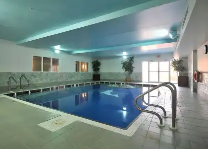 Hampton Inn & Suites by Hilton Calgary-Airport - 15