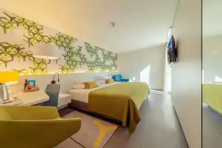 Bluesun Berulia - 71