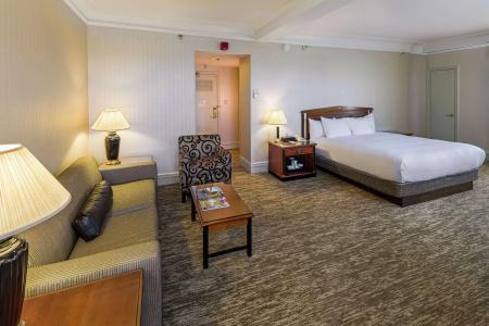 Hilton Cincinnati Netherland Plaza - 6
