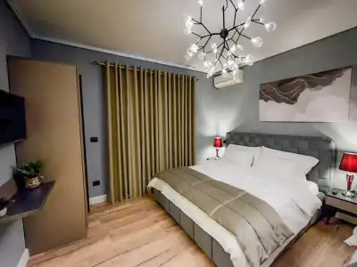 Vila Tirana - 52
