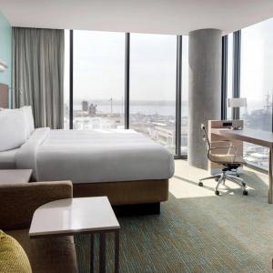 Springhill Suites San Diego Downtown/Bayfront - 42