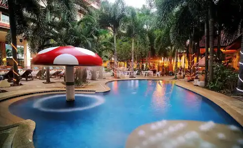 Baumanburi Patong - 27